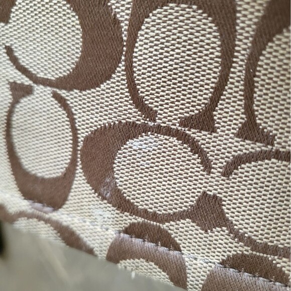 COACH Wristlet Signature Khaki With Brown Leather Trim Flaw - Picture 5 of 10